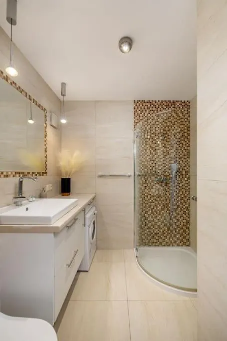 Ecru Inflancka Modern Apartment With Balcony Wwa47 Warsaw