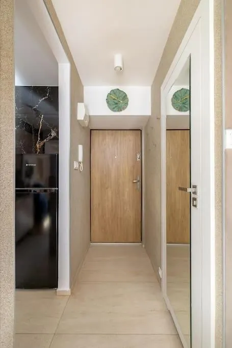 Ecru Inflancka Modern Apartment With Balcony Wwa47 Warsaw